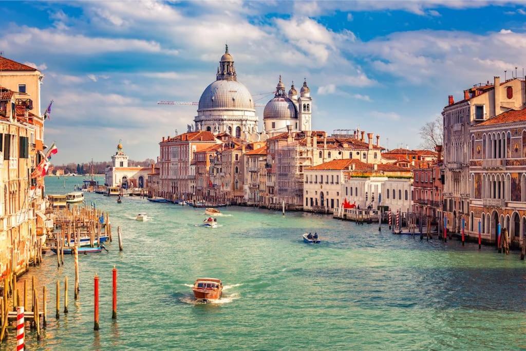 San Marco - Elegante Suite Venesia Bagian luar foto