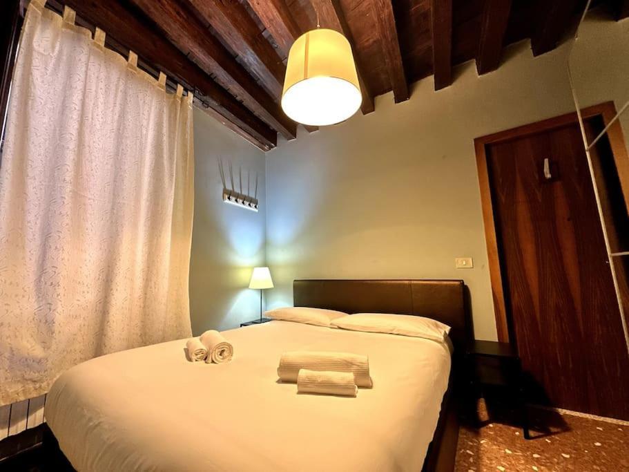 San Marco - Elegante Suite Venesia Bagian luar foto